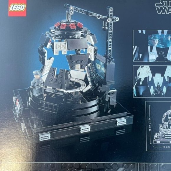 LEGO BBIB Star Wars Darth Vader Meditation Chamber 75296 (663 Pieces) - Picture 1 of 1